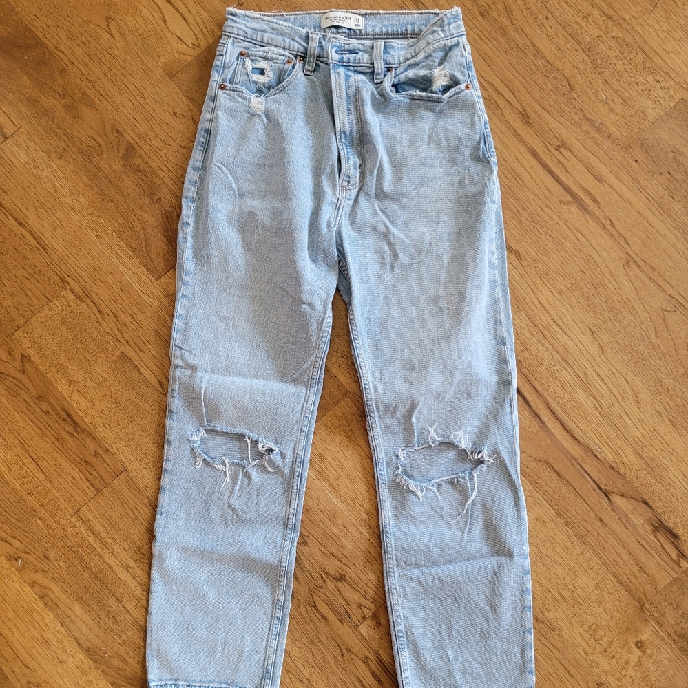 Abercrombie & Fitch Distressed Ankle Straight Ultra High Rise Jeans